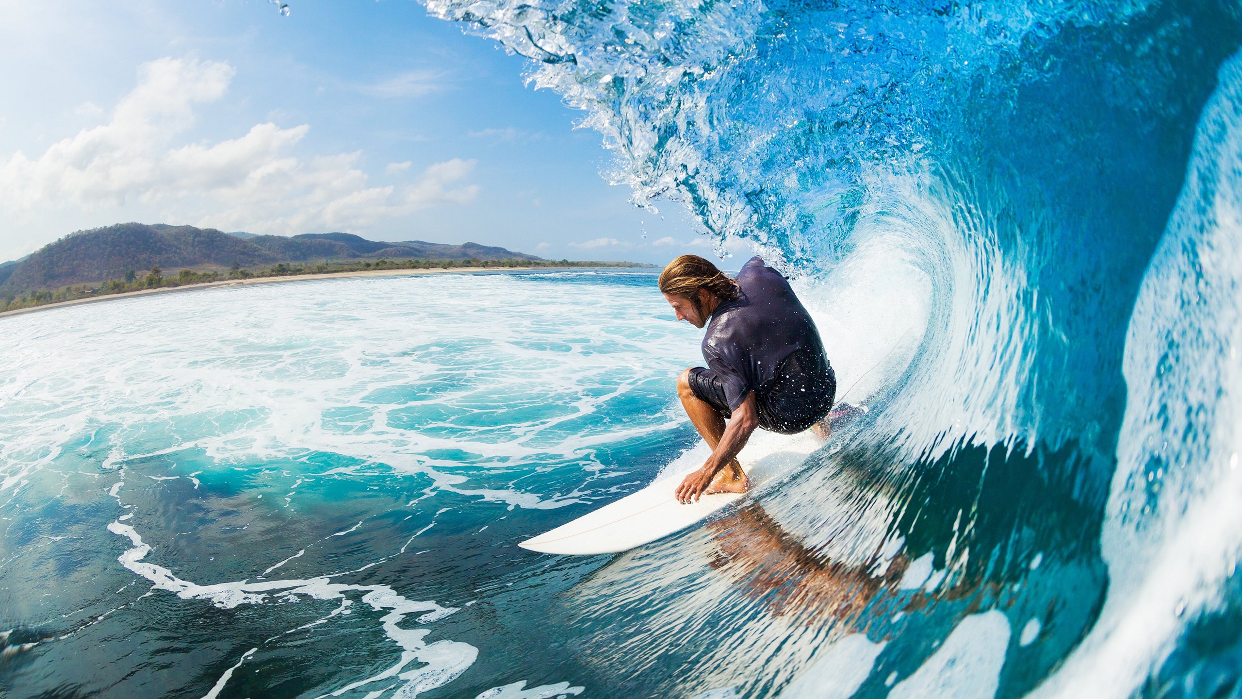 东方新势力崛起，广东队正面击溃尼克斯，约基奇化身关键先生改写篮球叙事