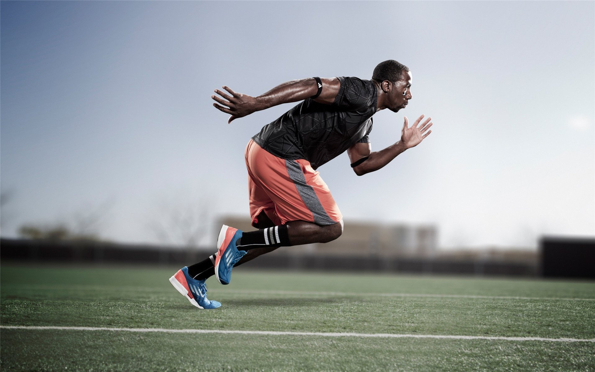 东决关键战之夜,克莱关键回合不手软,冷血射手如何改写历史